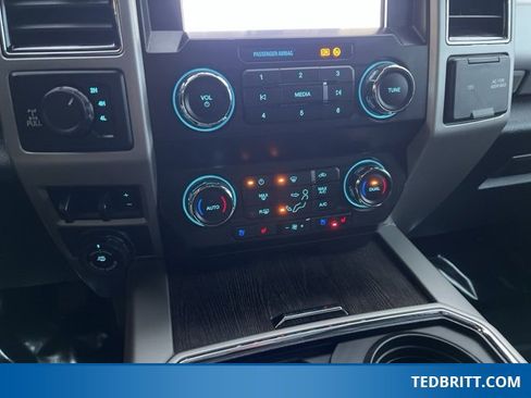 Used 2021 Ford F250 Lariat image 35