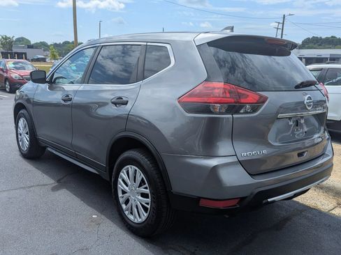 Used 2018 Nissan Rogue S AWD/4WD image 5