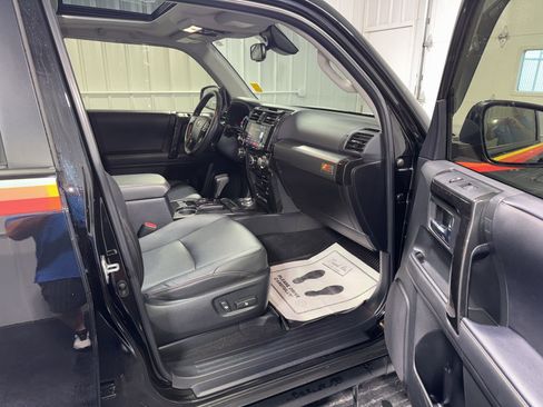 Used 2023 Toyota 4Runner 40th Anniversary SE AWD/4WD image 10