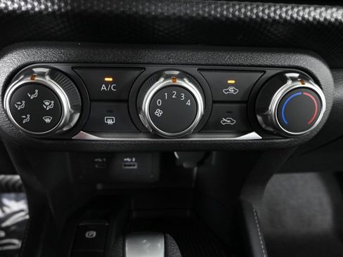 Used 2023 Nissan Kicks SV image 25