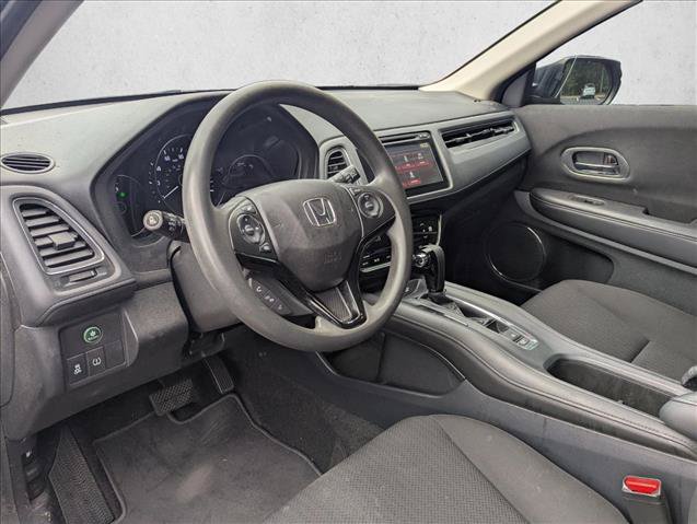 Used 2018 Honda HR-V EX image 9
