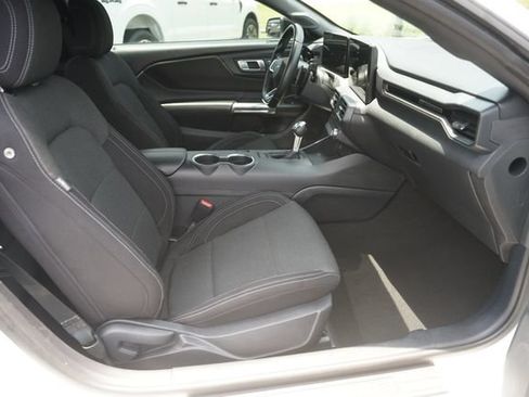 Used 2024 Ford Mustang GT RWD image 14