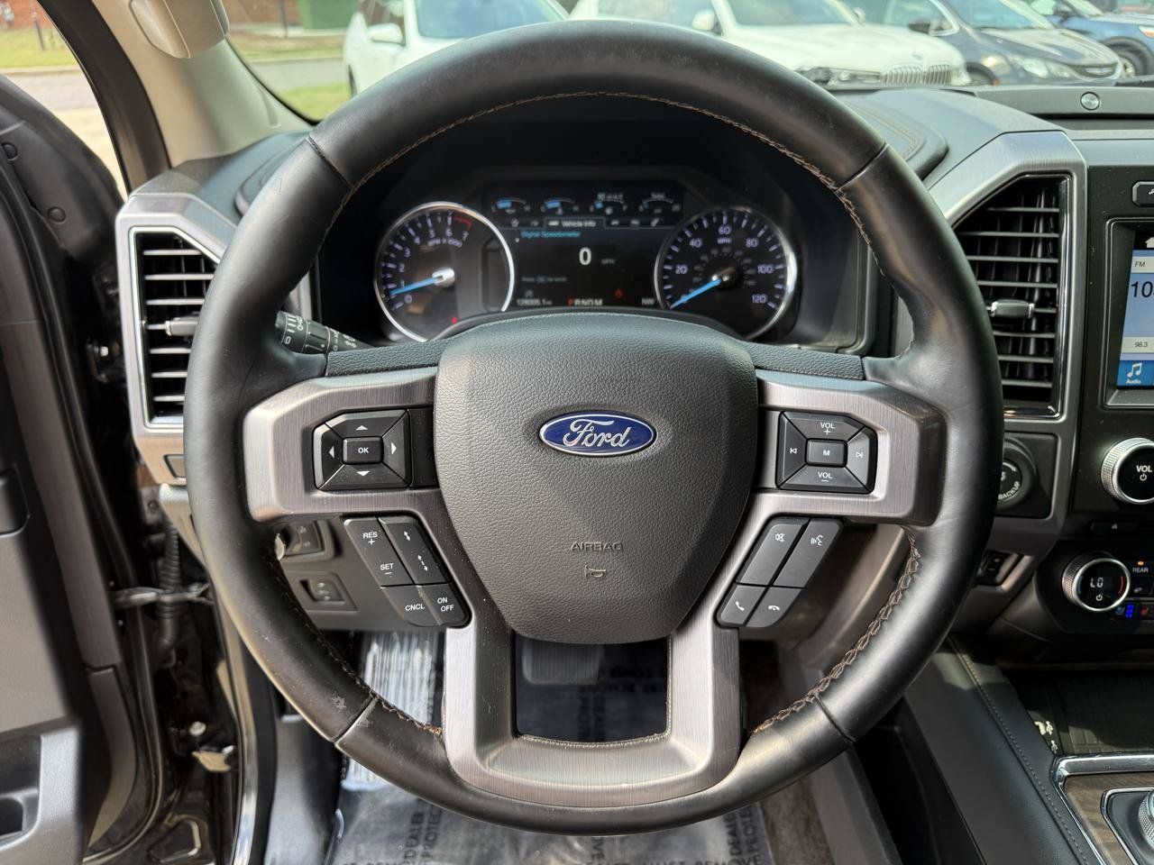 Used 2018 Ford Expedition Platinum AWD/4WD image 20