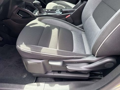 Used 2025 Chevrolet TrailBlazer LS w/ LS Confidence Package FWD image 22