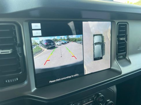 Used 2023 Ford Bronco Outer Banks AWD/4WD image 6