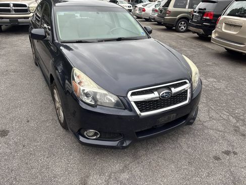 Used 2013 Subaru Legacy 2.5i Limited AWD/4WD image 4
