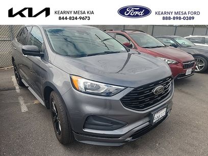 Used 2023 Ford Edge SE w/ Black Appearance Package