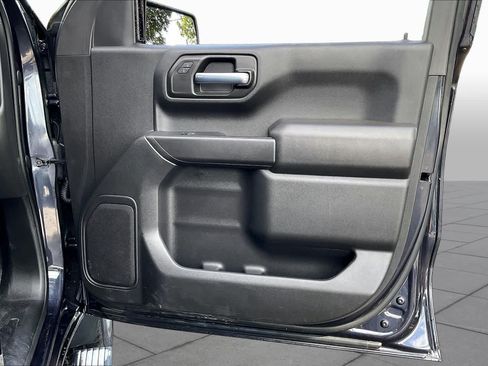 Used 2022 Chevrolet Silverado 1500 Custom AWD/4WD image 23
