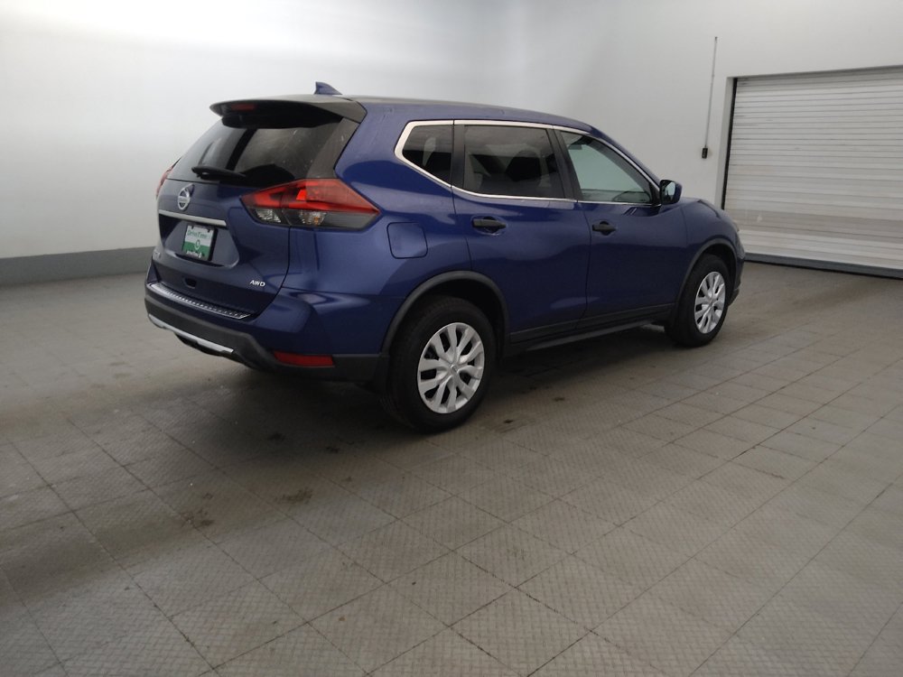 Used 2018 Nissan Rogue S AWD/4WD image 10