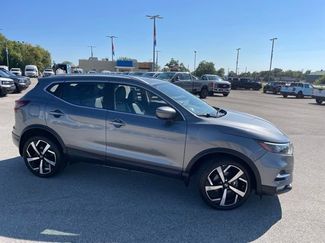 Used 2020 Nissan Rogue Sport SL w/ Premium Package AWD/4WD video 2