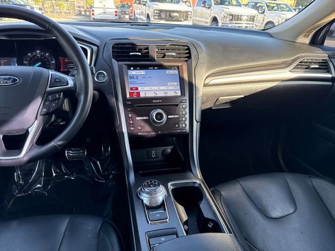 Certified 2017 Ford Fusion Titanium image 5