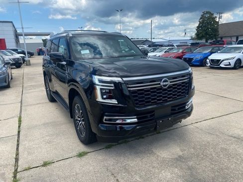 New 2025 Nissan Armada Platinum w/ Convenience Package image 8