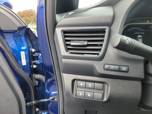 Certified 2022 Nissan Leaf SL Plus FWD image 20