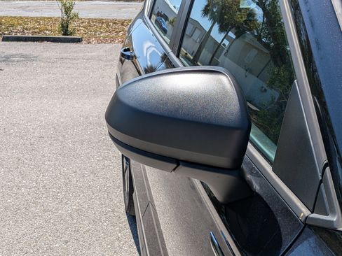 Used 2023 Volkswagen Taos S image 12