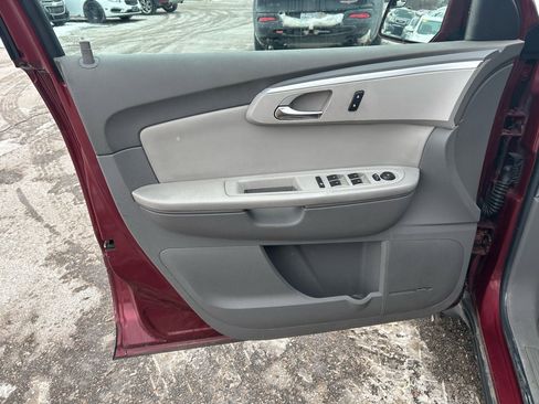 Used 2010 Chevrolet Traverse LT w/ Personal Connectivity Package image 14