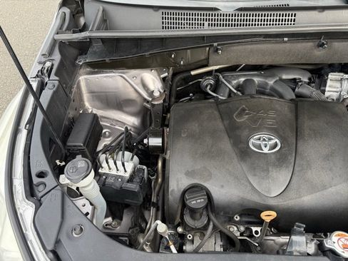 Used 2019 Toyota Highlander Plus image 32