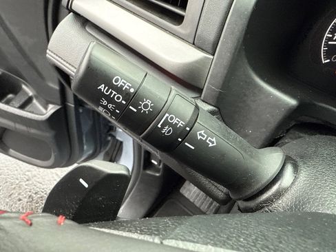 Used 2025 Honda Odyssey Sport-L image 32