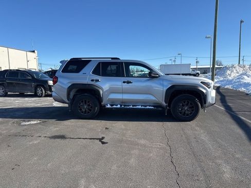 Used 2025 Toyota 4Runner SR5 image 4