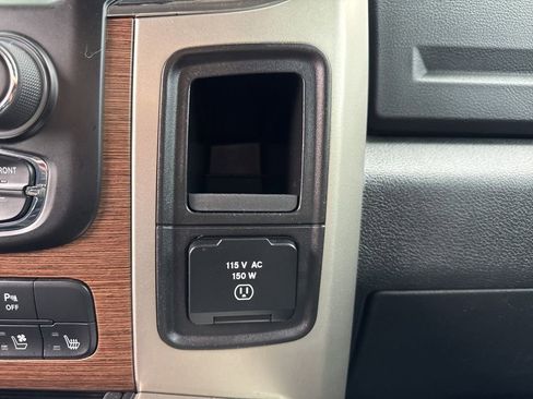 Used 2015 RAM 2500 Laramie w/ Convenience Group AWD/4WD image 48