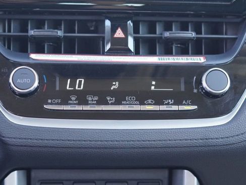 Certified 2023 Toyota Corolla Cross LE AWD/4WD image 25