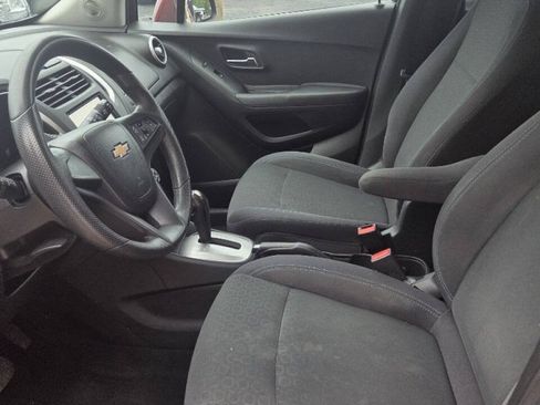 Used 2016 Chevrolet Trax LS FWD image 13