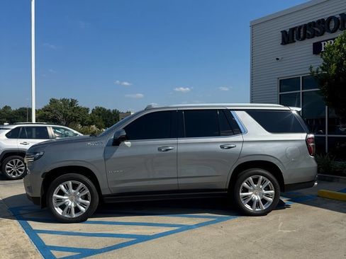 Used 2023 Chevrolet Tahoe High Country image 3
