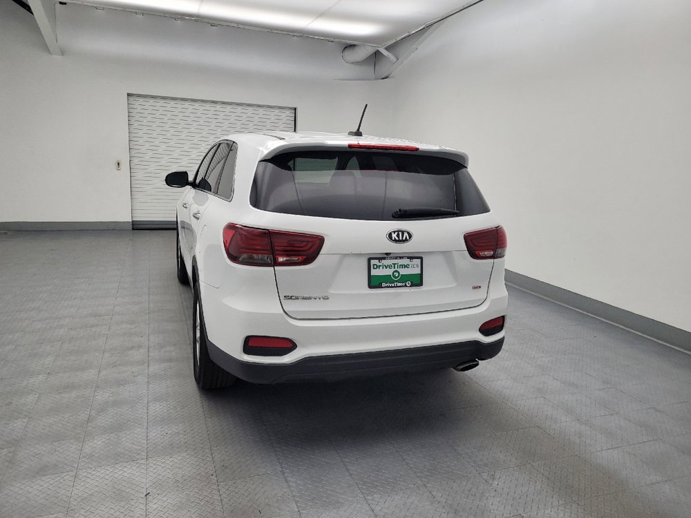 Used 2019 Kia Sorento FWD image 6