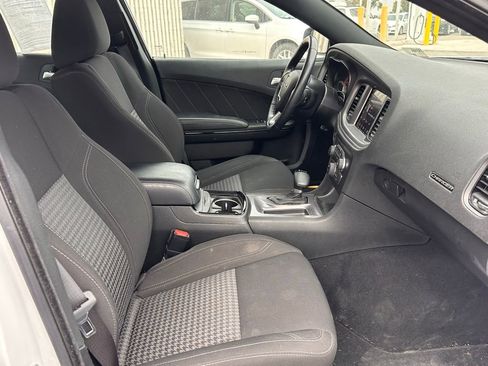 Used 2023 Dodge Charger SXT w/ Blacktop Package AWD/4WD image 21