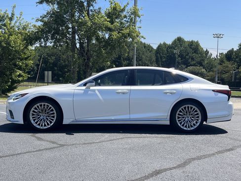 Used 2024 Lexus LS 500 RWD image 24