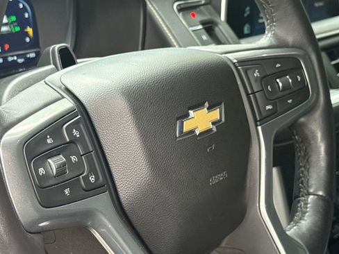 Used 2024 Chevrolet Suburban Premier w/ Advanced Technology Package image 29