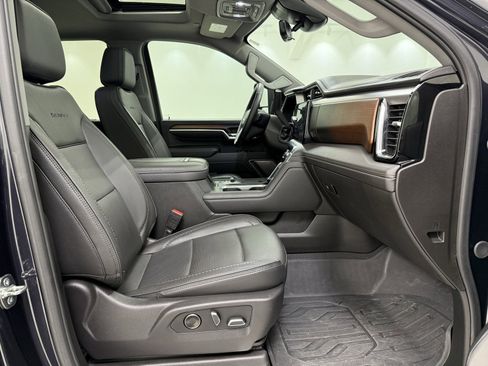 Used 2024 GMC Sierra 2500 Denali w/ Denali Reserve Package image 33