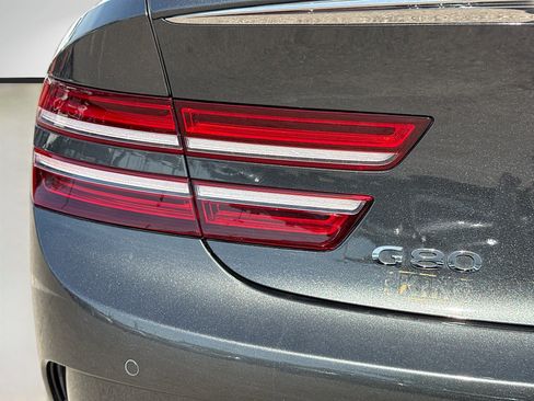 Used 2024 Genesis G80 image 10