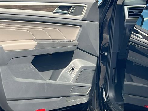 Used 2022 Volkswagen Atlas SE image 23