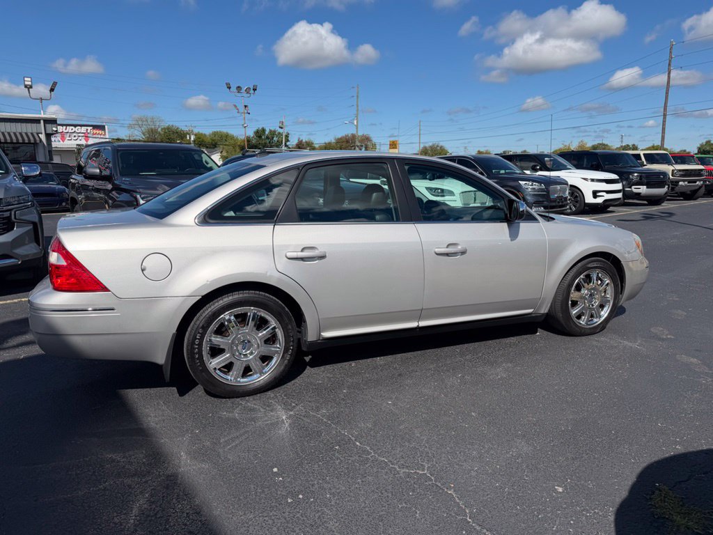 Used 2007 Ford Five Hundred Limited FWD image 2