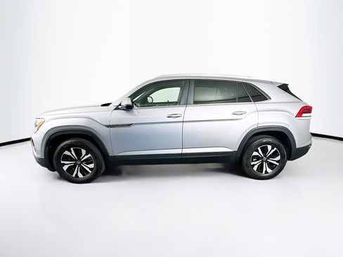 Used 2025 Volkswagen Atlas Cross Sport SE FWD image 4
