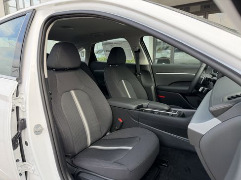 New 2026 Hyundai Sonata SEL FWD image 16
