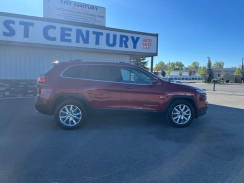 Used 2016 Jeep Cherokee Limited w/ Luxury Group AWD/4WD image 22