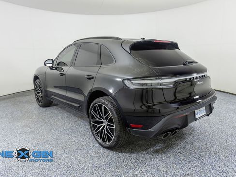 Used 2024 Porsche Macan AWD/4WD image 5