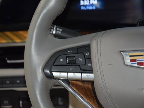 Used 2023 Cadillac Escalade ESV Premium Luxury Platinum w/ Heavy-Duty Trailer Package image 38