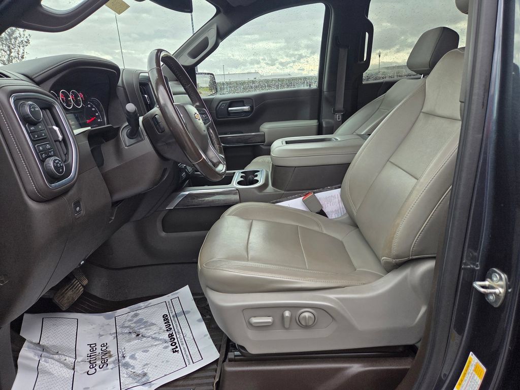 Used 2020 Chevrolet Silverado 1500 LTZ AWD/4WD image 8
