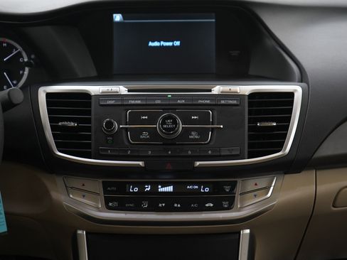 Used 2014 Honda Accord LX image 15