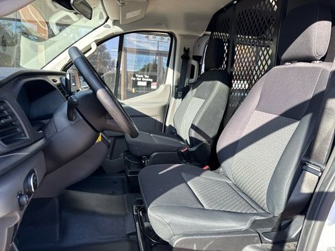 Used 2024 Ford Transit 250 Low Roof w/ Exterior Upgrade Package image 6