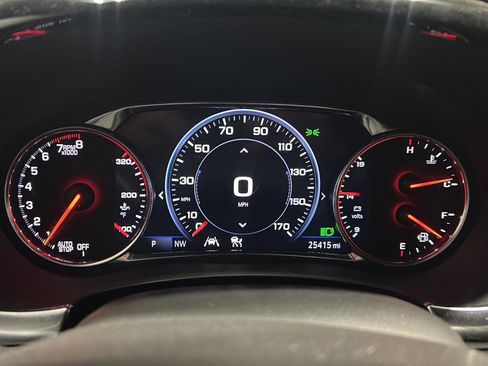 Used 2023 Chevrolet Traverse High Country image 14