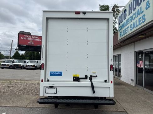 New 2025 Chevrolet Express 3500 RWD image 5