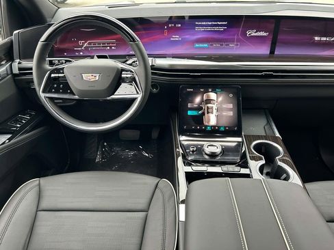 New 2026 Cadillac Escalade Luxury w/ Touring Package image 14