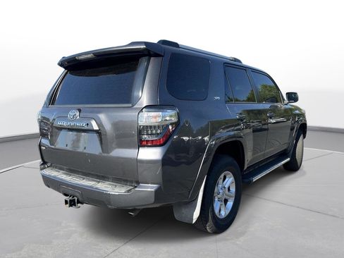 Used 2019 Toyota 4Runner SR5 image 6