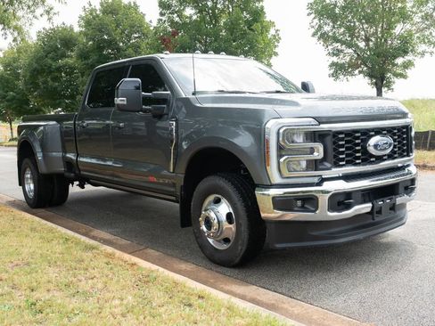 Used 2026 Ford F350 Lariat AWD/4WD image 6