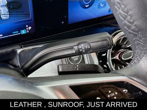 Used 2025 Mercedes-Benz GLB 250 GLB 250 w/ Exclusive Package image 17