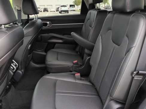 Used 2021 Kia Sorento EX w/ EX AWD X-Line Package image 14