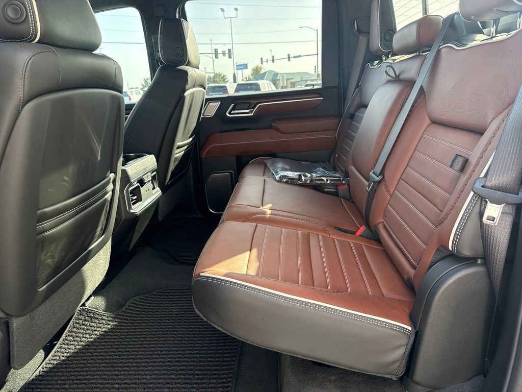 Certified 2026 GMC Sierra 2500 Denali Ultimate AWD/4WD image 20